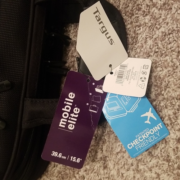 Targus 15.6" Mobile Elite laptop bag. With tags - Picture 3 of 10